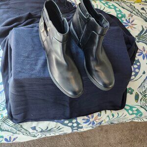 EASY SPIRIT Women's Black, Size 11, Ankle Boots
